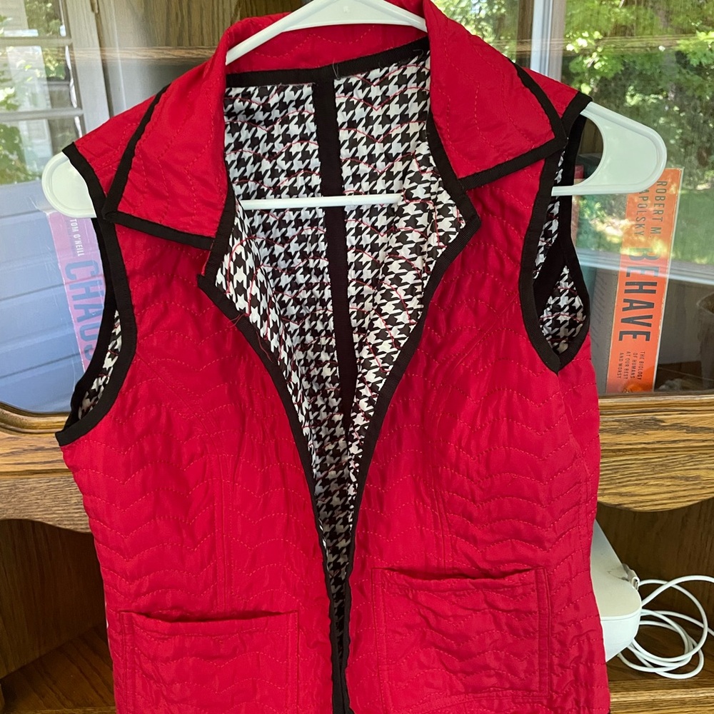 Reversible Vest - Picture 3 of 4